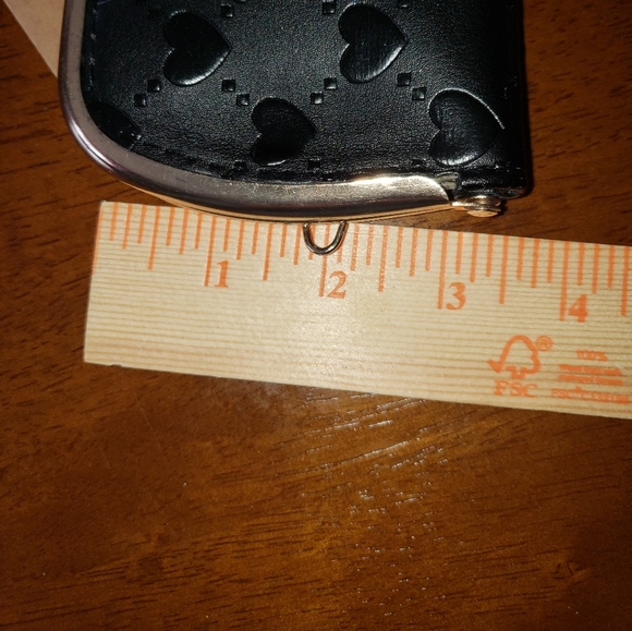 Black Gold Plated Heart Wallet - Picture 3 of 6